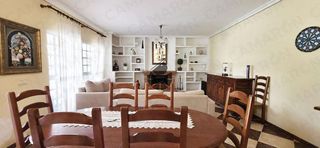 Chalet en venta en Palomares del Río