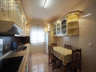 Casa adosada en venta en Tomelloso