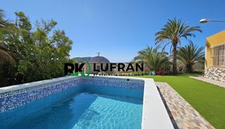 Chalet en venta en Rebolledo en Alicante