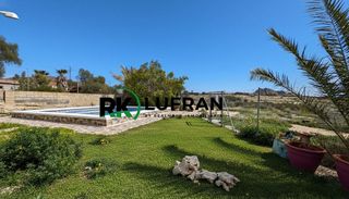Chalet en venta en Rebolledo en Alicante