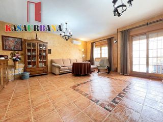 Casa pareada en venta en Las Lomas en Seseña