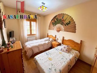 Casa pareada en venta en Las Lomas en Seseña