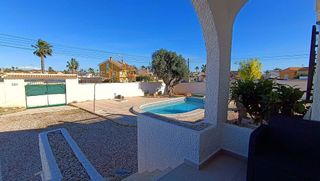 Casa en venta en La Siesta - El Salado - Torreta en Torrevieja