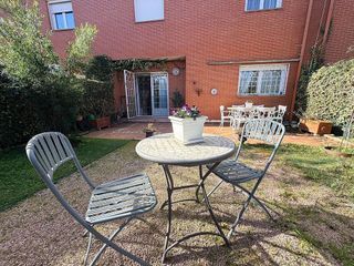 Casa adosada en venta en Pueblo - Urb. Norte en Valdemorillo