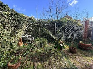 Casa adosada en venta en Pueblo - Urb. Norte en Valdemorillo