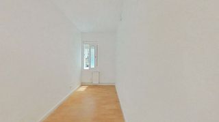 Piso en venta en Porta en Barcelona