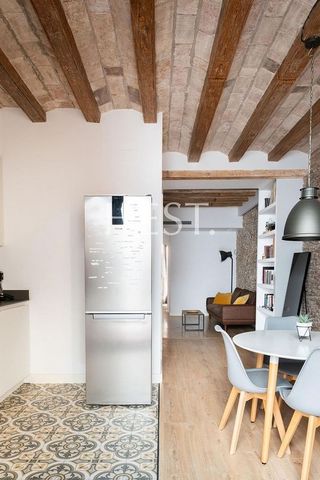 Piso en venta en El Raval en Barcelona