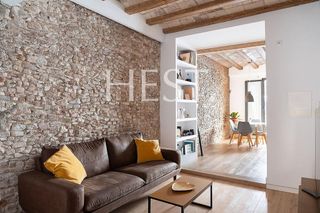 Piso en venta en El Raval en Barcelona