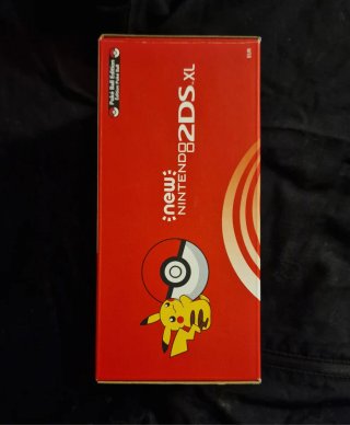 ✨Nintendo New 2DS XL Poké Ball Edition✨