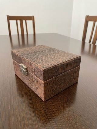 Joyero Cocodrilo Marrón con Cierre