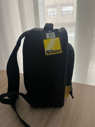 Mochila Fotografía Nikon Negra y Amarilla