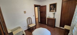 Piso en venta en Linares