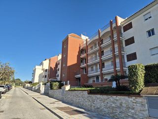 Piso en venta en Los Pacos en Fuengirola