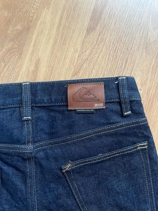 Pantalón vaquero Quiksilver chico azul