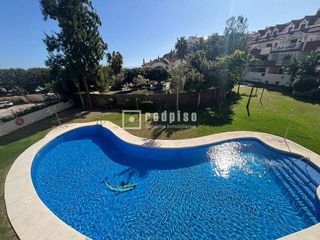 Piso en venta en Torrequebrada en Benalmádena