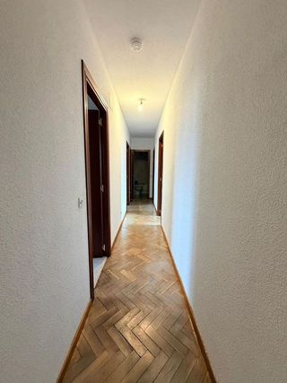 Piso en venta en Valdezarza en Madrid