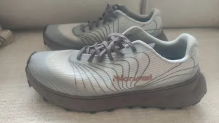 Zapatillas Trail Nnormal Tomir Talla 42 2/3