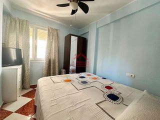 Piso en venta en Parque Victoria Eugenia en Málaga