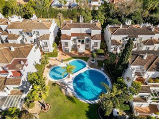 Piso en venta en Nagüeles Alto en Marbella