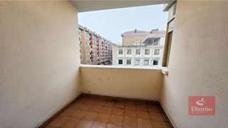 Piso en venta en Castilla - Hermida en Santander
