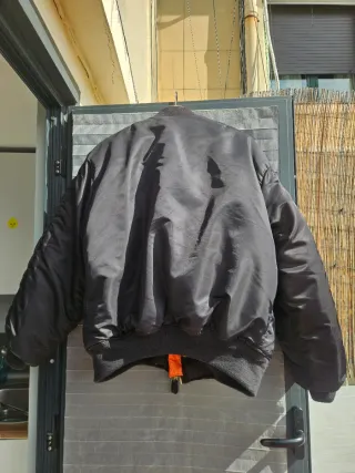 Chaqueta Bomber Negra Reversible Naranja