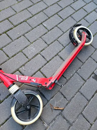 Patinete infantil rojo