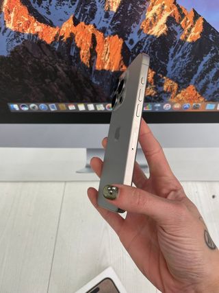 iPhone 15 pro 256gb como nuevo