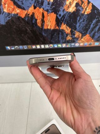 iPhone 15 pro 256gb como nuevo