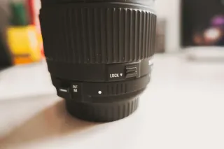 Objetivo Sigma 28-70mm f/2.8 EX DG