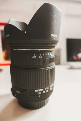 Objetivo Sigma 28-70mm f/2.8 EX DG