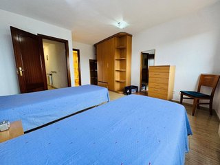 Casa pareada en venta en L'Eixample en Figueres