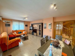 Chalet en venta en Cabanillas del Campo