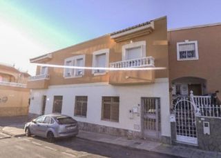 Casa adosada en venta en Huércal de Almería