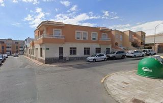 Casa adosada en venta en Huércal de Almería