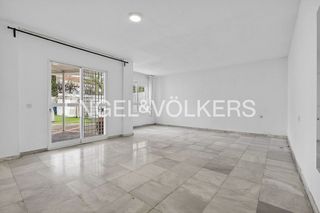 Casa adosada en venta en Hacienda - La Cartuja en Tomares