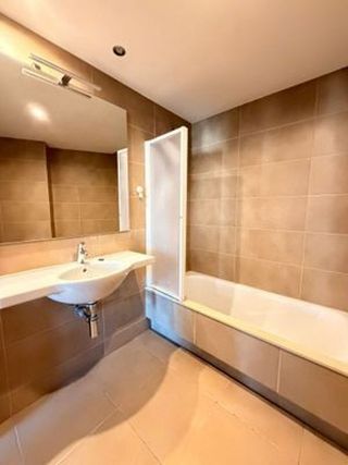 Piso en venta en Sant Andreu de Palomar en Barcelona