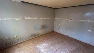 Casa adosada en venta en Vall d´Uixó (la)