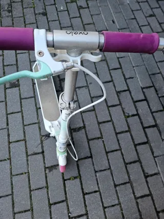 Patinete infantil blanco y rosa