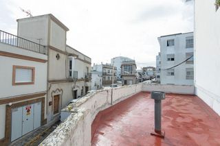 Chalet en venta en Núcleo Urbano en Chiclana de la Frontera