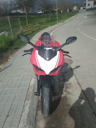 DUCATI PANIGALE V2
