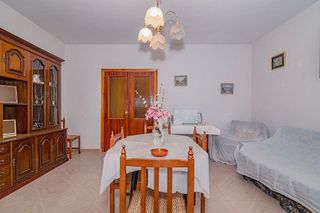 Casa adosada en venta en Loja