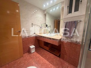 Piso en venta en Casagemes - Canyadó en Badalona