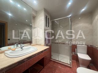 Piso en venta en Casagemes - Canyadó en Badalona