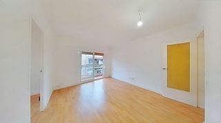 Piso en venta en El Raval - Safaretjos en Santa Coloma de Gramanet