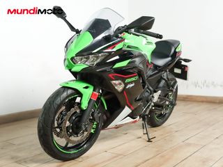 KAWASAKI NINJA 650