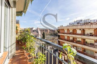 Piso en venta en Navas en Barcelona