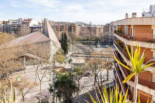 Piso en venta en Navas en Barcelona