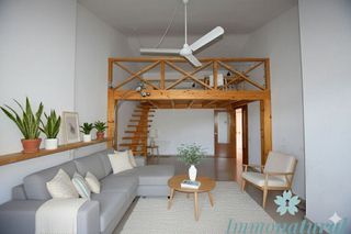 Casa adosada en venta en Torrelles de Llobregat