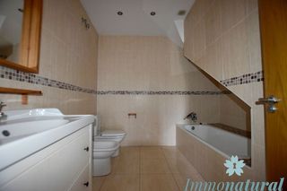 Casa adosada en venta en Torrelles de Llobregat