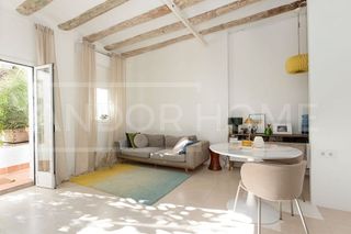 Piso en venta en El Raval en Barcelona